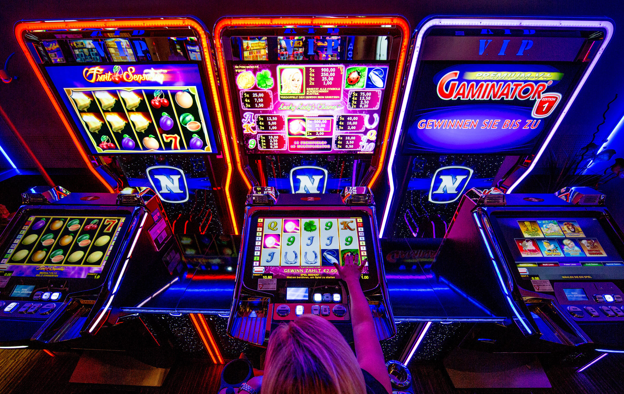 Slot 
